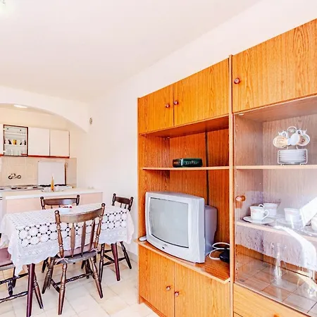Antula Apartment *