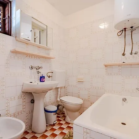 Antula Apartment