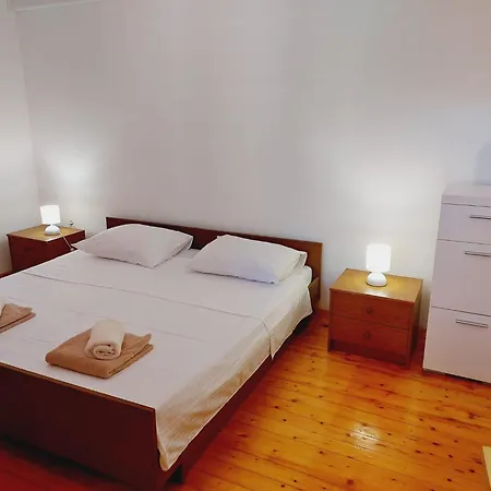 Apartment Antula Prigradica